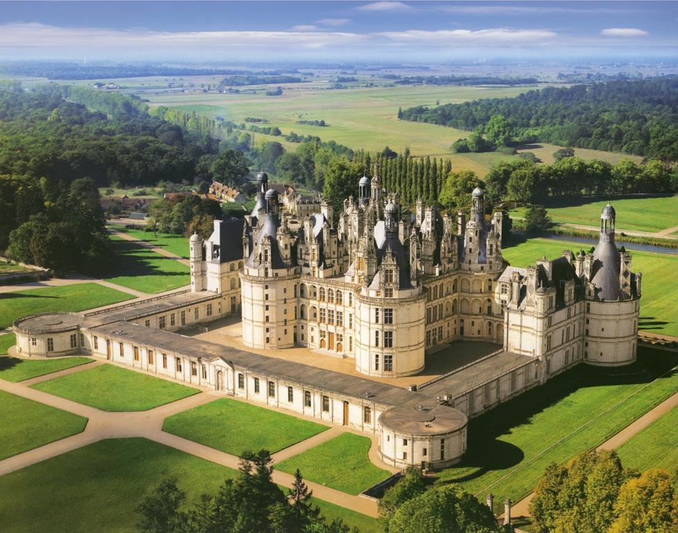 Royal Loire Valley  Blois, Cheverny and Chambord, Loire Valley Day